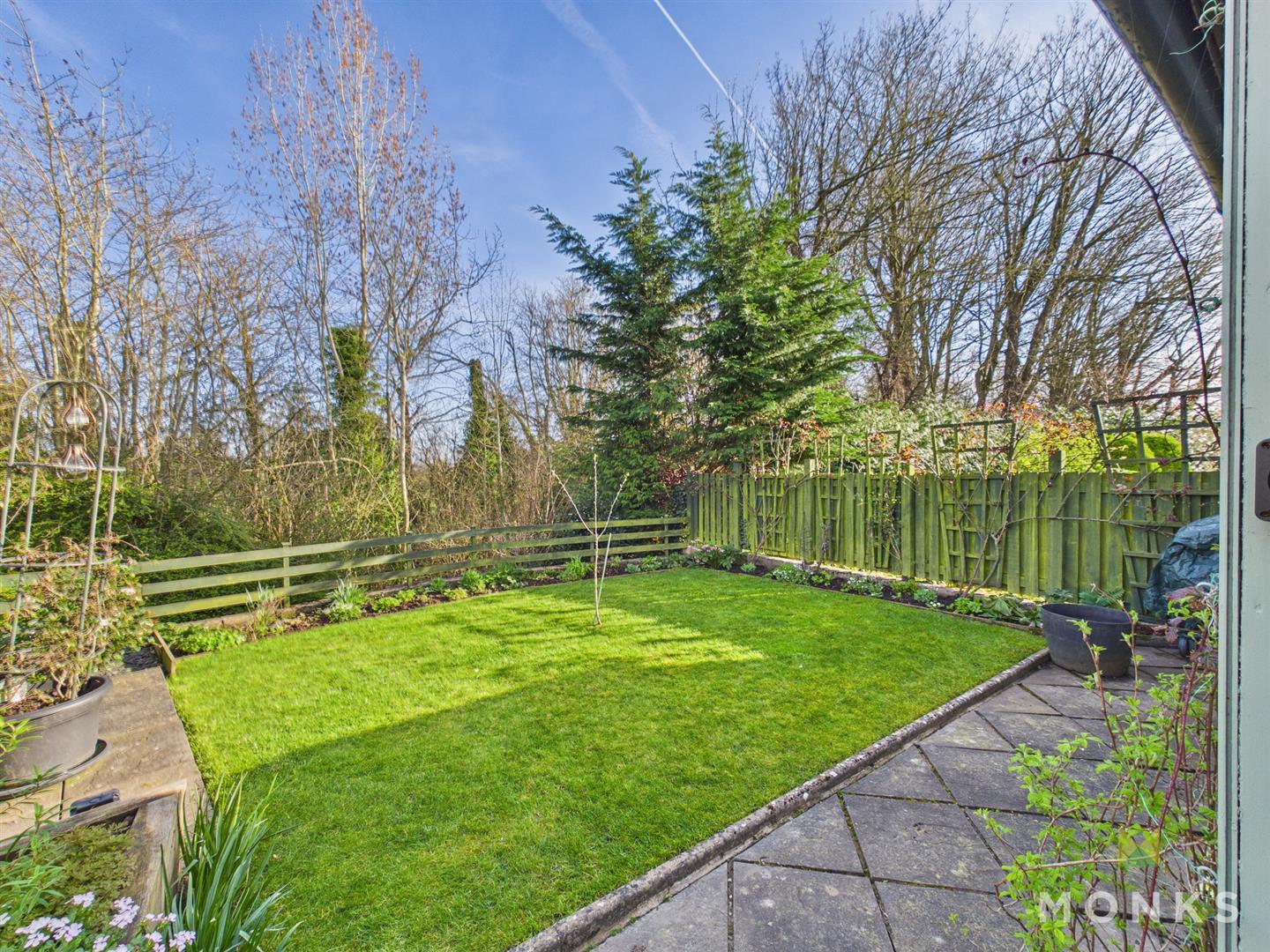 17 Glentworth Close, Oswestry, SY10 9PY For Sale